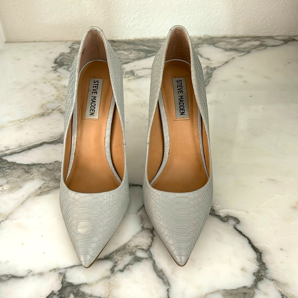 Reflective 4.5” Heels